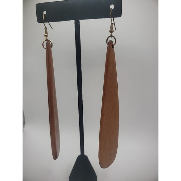 Vintage Earrings Pierced Hook Drop Dangle Wooden Teardrop Jewelry Costume - Picture 1 of 10